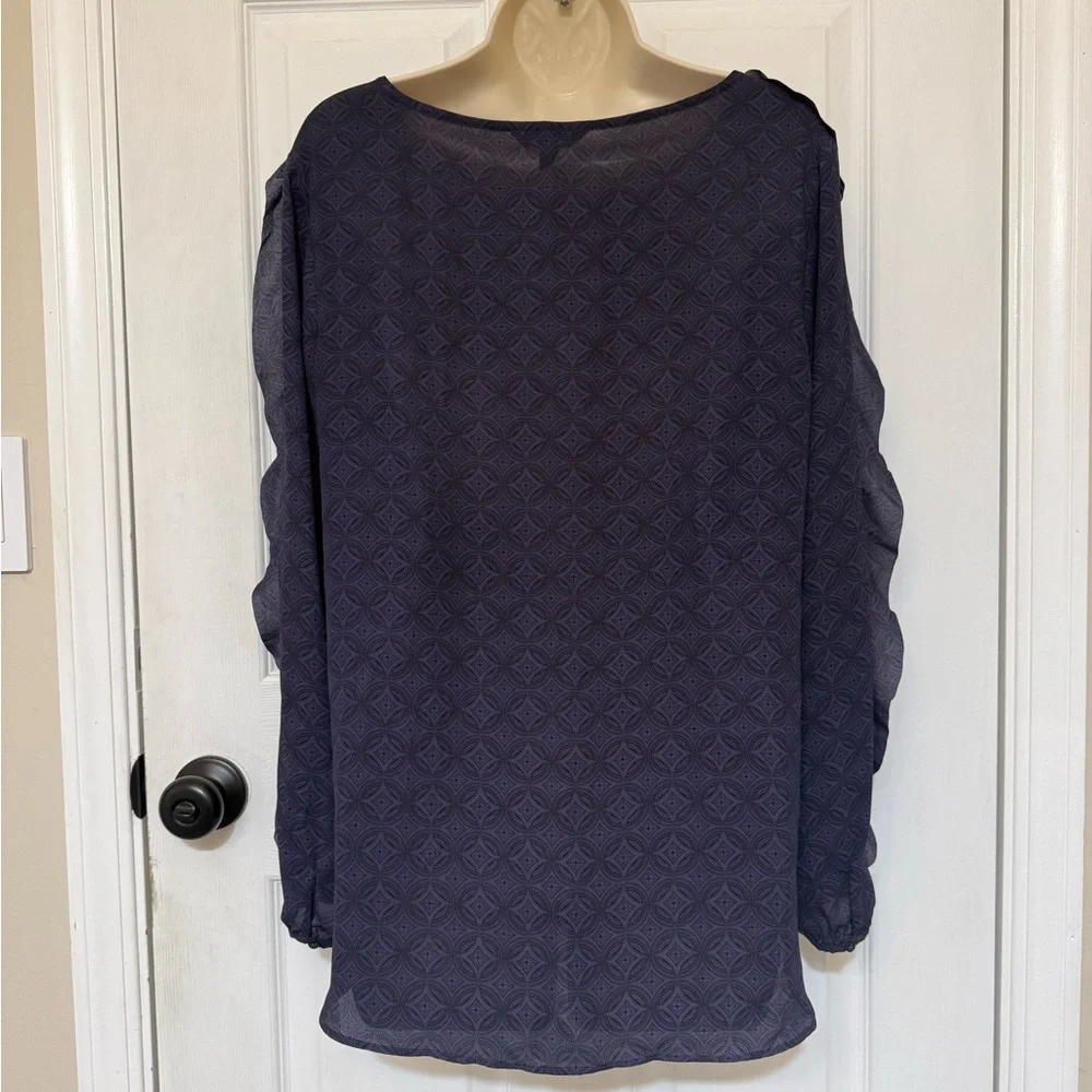 Banana Republic Navy Diamond Jacquard Blouse Sheer Sleeves Size M